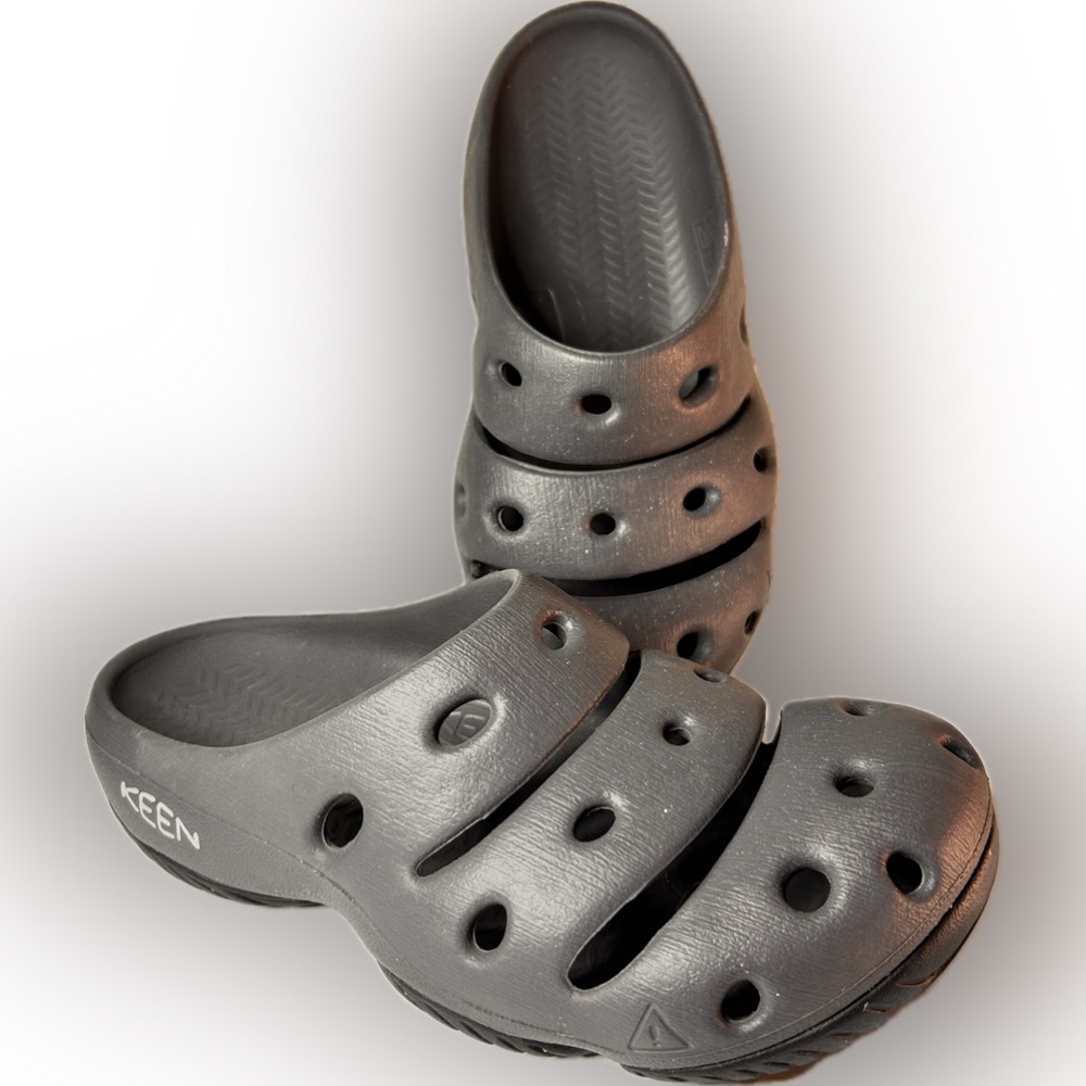 Keen Yugui Hybrid Clogs - Size 8